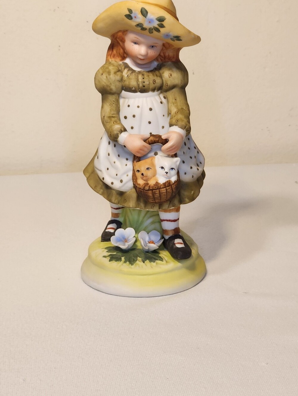 1970s Holly Hobbie Creations Basket Full of Wishes Figurine WWA Inc